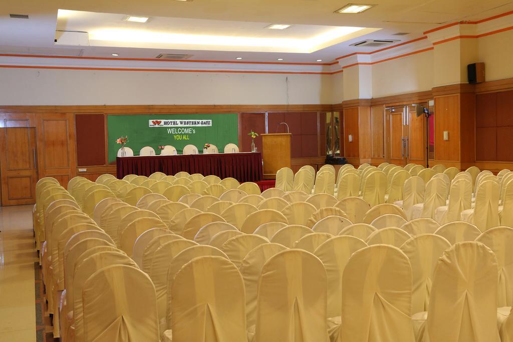 Hotel Western Gatz Theni Exterior photo